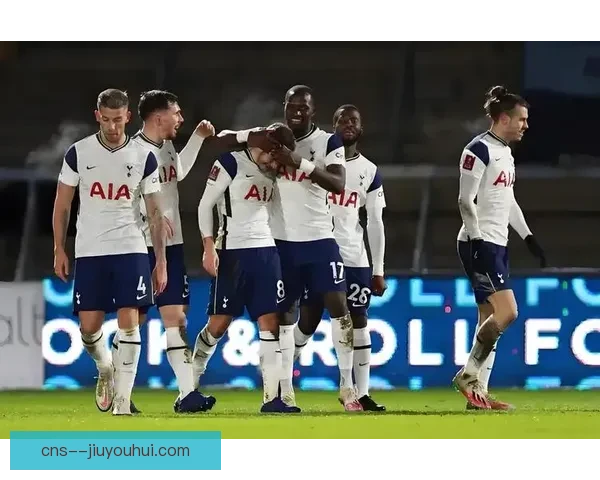 2025-26赛季欧联杯利兹联与里尔展开14决赛激烈对决